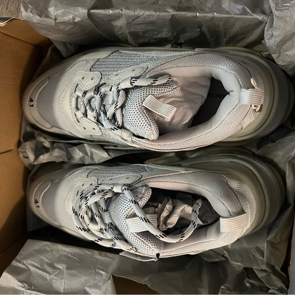 Balenciaga Track Sneakers - Size 41 - Picture 4 of 7